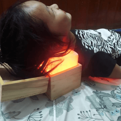 Đá muối himmalya massage cổ vai gáy