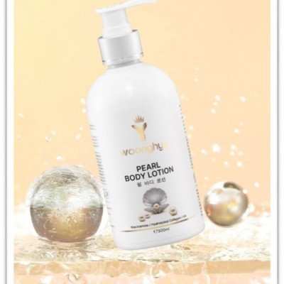 Ủ trắng body 300ml - Pearl body lotion - WOONGHYE