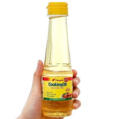 Dầu thực vật Tường An Cooking Oil chai 250ml