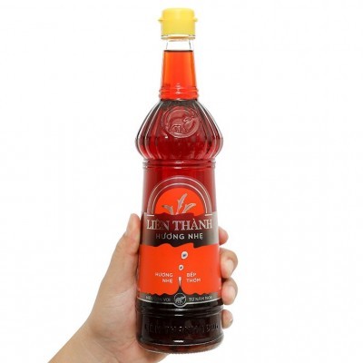 Nước mắm Liên Thành hương nhẹ 30 độ đạm chai 600ml