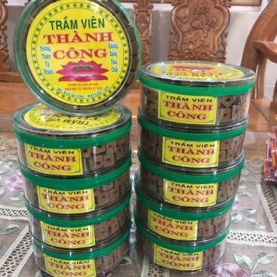 trầm hương nụ Thành Công viền xanh nắp đỏ loại lớn