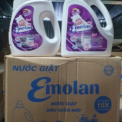 Nước giặt Emolan đánh bay các vết bận dữ màu như mới hương CÁ NGỰA 4.5L -   Thùng 4 can.