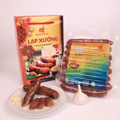 500Gr Lạp xưởng OCOP Dung Phát tươi ngon và nạc nhiều. 