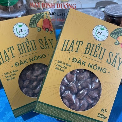 Hạt điều sấy hộp tròn xếp hoa 500g