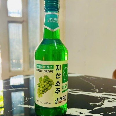 Rượu Jisan Soju (Vị Nho) 18% vol, 360ml (20 Chai/ Thùng)