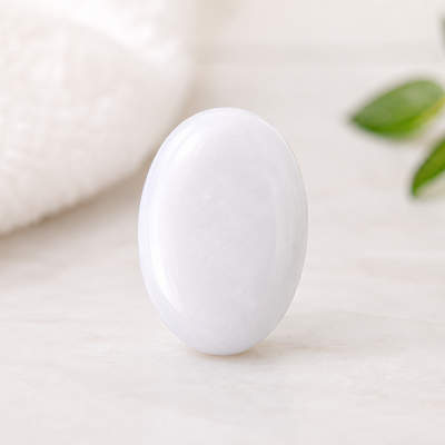 ĐÁ MASSAGE LẠNH MẶT HÌNH OVAL – Kích thước: 6 × 4 × 1,5 cm